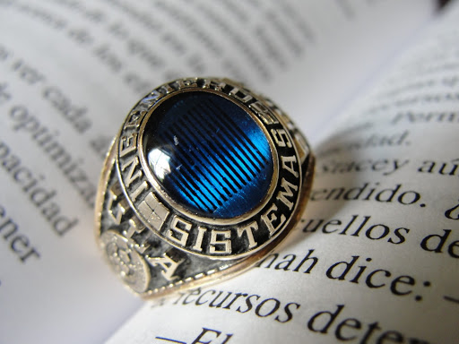 Mi Anillo de&nbsp;Grado